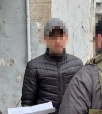 СБУ заявила о задержании дезертира, который по заказу россиян корректировал воздушные удары по Днепру