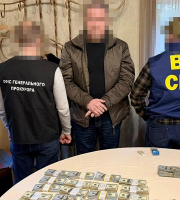 Замначальника Ровенского СБУ задержали при получении $620 тысяч взятки, — нардеп