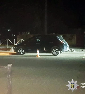 У Хмельницькому легковик збив молоду жінку на нерегульованому пішохідному переході