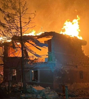 Ворожі БпЛА, авіабомби та артилерія атакували Дніпропетровщину: як минула ніч на 17 березня