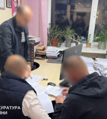 Переплата 11 млн грн на авто для рятувальників: перед судом постануть двоє посадовців КМДА