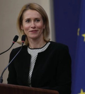 ЖАХЛИВИЙ ТЕРАКТ! Росіяни ВДАРИЛИ по ТЦ у Кривому Розі! ДРУГИЙ УДАР під час евакуації