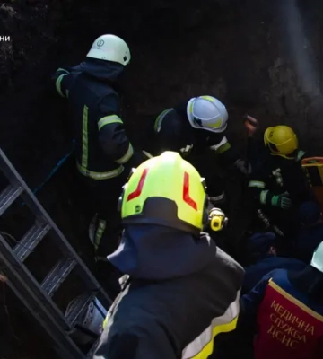 Трагедія на Тернопільщині: під час обвалу ґрунту загинув чоловік 