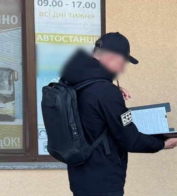 «Тіньові» квитки на міжнародні рейси: на Закарпатті викрито схему ухилення від сплати податків