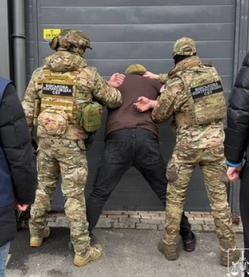 Схема втечі за кордон за 20 тисяч євро: на Харківщині затримали організаторів. ФОТОрепортаж