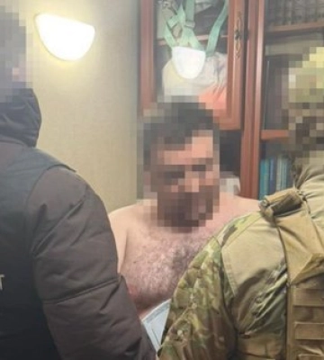СБУ затримала у Києві проєктантів, які допомагали рашистам відновлювати пошкоджені НПЗ