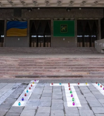 У Львові театральна спільнота вшанувала пам’ять жертв трагедії в Маріуполі
