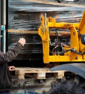 Миколаїв отримав чергову партію генераторів від німецького агентства технічної допомоги