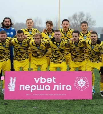 Останній чвертьфінал Кубка України зірвала тривала повітряна тривога