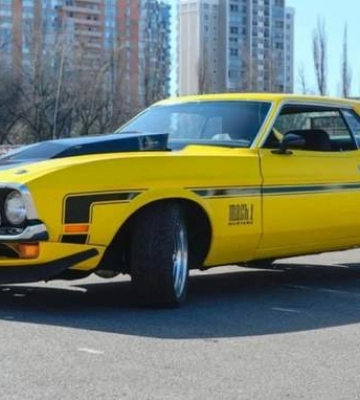 Ford Mustang віком 55 років продають у Києві за 135 000 доларів