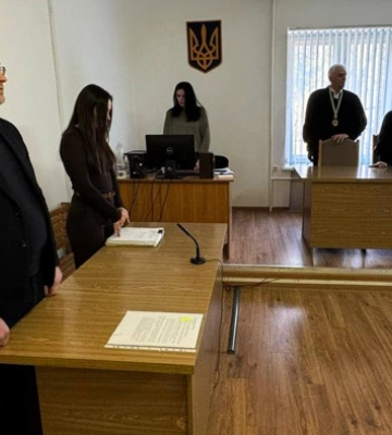 На Тернопільщині жінка морила голодом сина з інвалідністю, а потім задушила. Як покарали