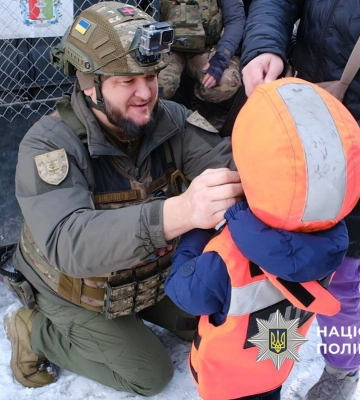 На Донетчине некоторые семьи с детьми возвращаются после эвакуации и потом снова просят о помощи – полиция