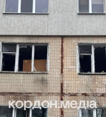 Россияне атаковали дроном административное здание в Сумах: пострадал 16-летний юноша