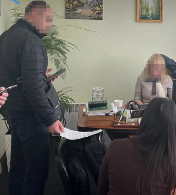 НАБУ и САП разоблачили начальницу одного из управлений налоговой Сумщины