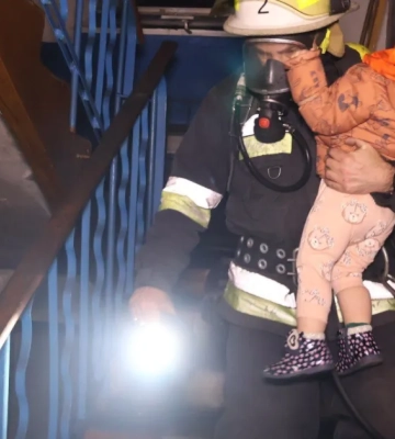 У Кропивницькому врятували 6 людей під час пожежі в багатоповерхівці