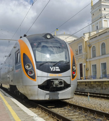 Укрзалізниця тимчасово відмінила поїзди Інтерсіті між Києвом і Харковом