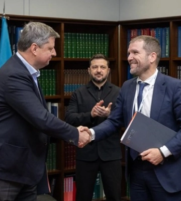 Україна та Іспанія підписали чотири оборонні угоди
