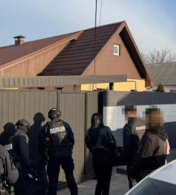 Привласнили понад 14,2 млн грн на програмі енергоефективності для шкіл: судитимуть членів організованої групи на Дніпропетровщині, - Нацполіція. ФОТОрепортаж