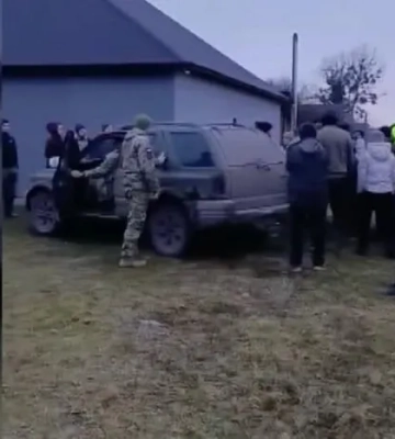 На Волині понад десяток людей відбивали чоловіка від ТЦК: подробиці (відео)