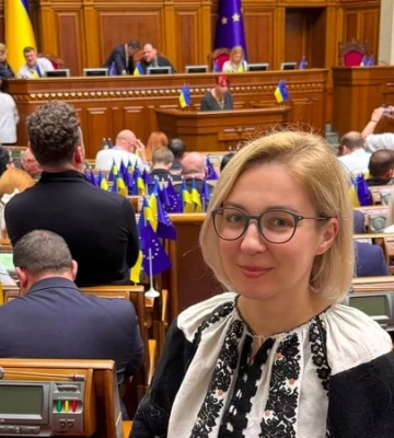 «Надо было раньше». Совсун объяснила, почему нельзя отпустить «уставших» нардепов и взять следующих по списку