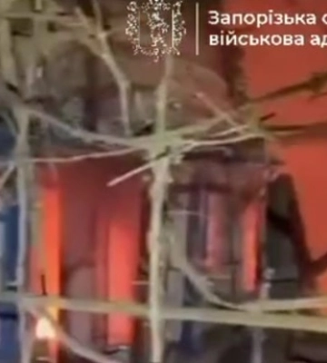 РФ разрушила дома на Запорожье, погибла женщина