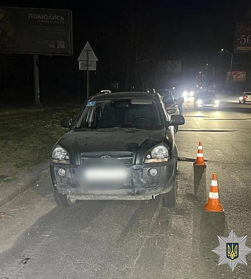 У Миколаєві водій Hyundai у стані сп’яніння збив жінку та чоловіка й утік з місця ДТП — його затримала поліція