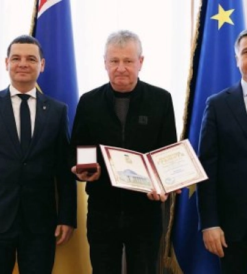 Тячівського міського голову Івана Ковача відзначено Почесною грамотою Верховної Ради