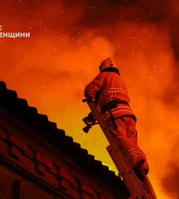 Гасити пожежу на Волині довелося патрульним (Відео)