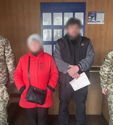 Киянин намагався виїхати за кордон, одружившись із 80-річною тещею
