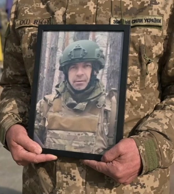 Завтра Рівне проведе в останню дорогу Захисника Дениса Сердюка
