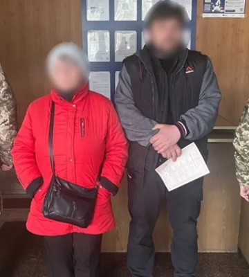 «Кохання» для виїзду за кордон: у Києві чоловік одружився із 80-річною тещею