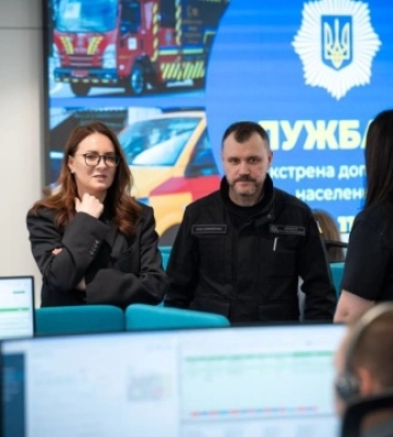 Свириденко в Одесі відвідала комунікаційний центр Служби 112