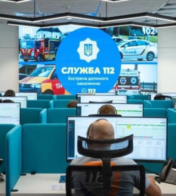 Свириденко в Одесі відвідала комунікаційний центр Служби 112