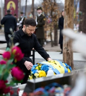 Зеленський ушанував пам’ять воїнів, які загинули у битвах за Мощун