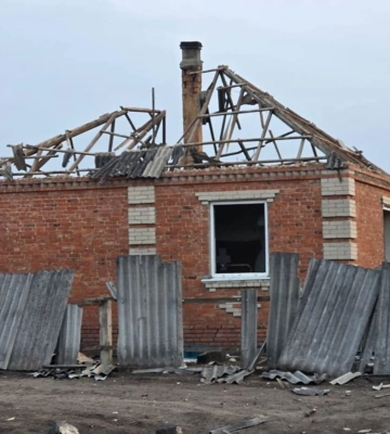 Россияне атаковали село в Донецкой области: погибла женщина, 4 раненых, среди них подросток