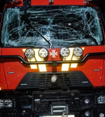 У Сумах росіяни атакували авто рятувальників