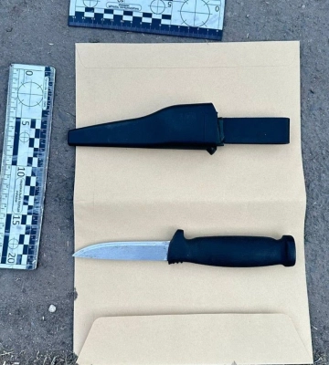 На Закарпатті затримано 55-річного чоловіка, який одним ударом ножа вбив людину