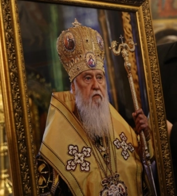 Похороны Филарета: процессия с телом почетного патриарха ПЦУ прошла центром Киева