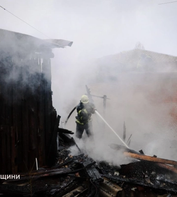 Територію медзакладу у Великому Бурулку на Харківщині атакували БпЛА