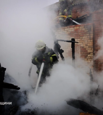 Територію медзакладу у Великому Бурулку на Харківщині атакували БпЛА