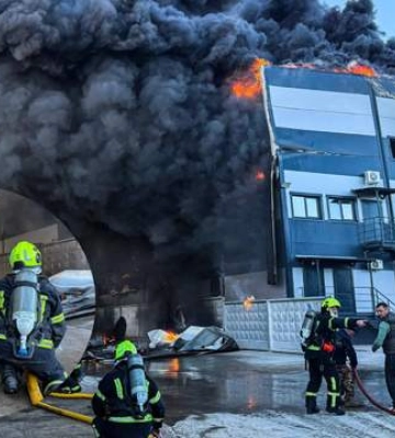 Масштабный пожар под Киевом: в ГСЧС рассказали первые детали