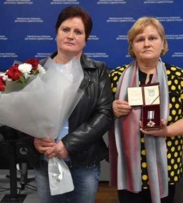 Рідним військового з селища на Рівненщині передали посмертний орден (ФОТО)