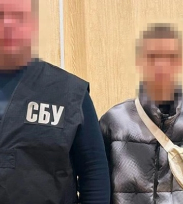 В Полтаве подростки пытались взорвать автомобиль с воинами ВСУ