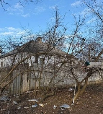 Російські військові минулої доби вбили одного жителя Донеччини та ще чотирьох поранили