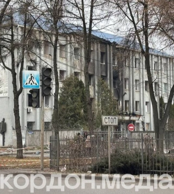 СМИ: Во время атаки по Сумам пострадал подросток, который в прошлом году выжил после атаки РФ по автобусу