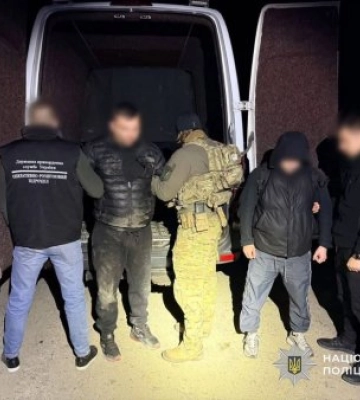 Наркобізнес і втечі за кордон: на Закарпатті судитимуть угруповання з 12 осіб із мільйонними прибутками