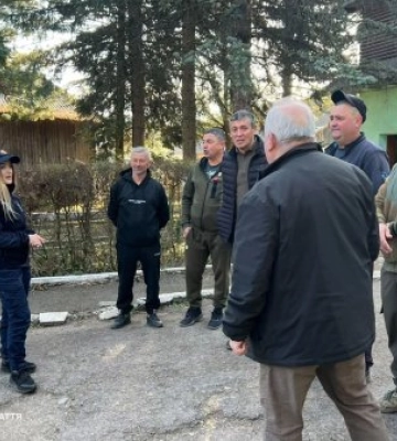 Дрони над городами та рейди в лісах: на Закарпатті влаштували справжнє «полювання» на паліїв сухостою