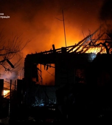 Атака дронів: у Запоріжжі зафіксовані пожежі й руйнування, постраждали люди