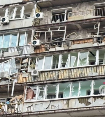У Дніпрі пошкоджено декілька багатоповерхівок і дитсадочків, серед постраждалих - дитина: оновлені наслідки атаки рф