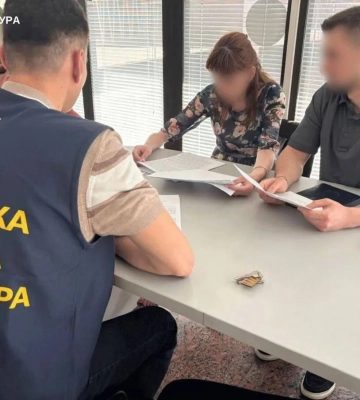 У Запоріжжі судитимуть адвокатку та правоохоронця за схему з квартирами померлих